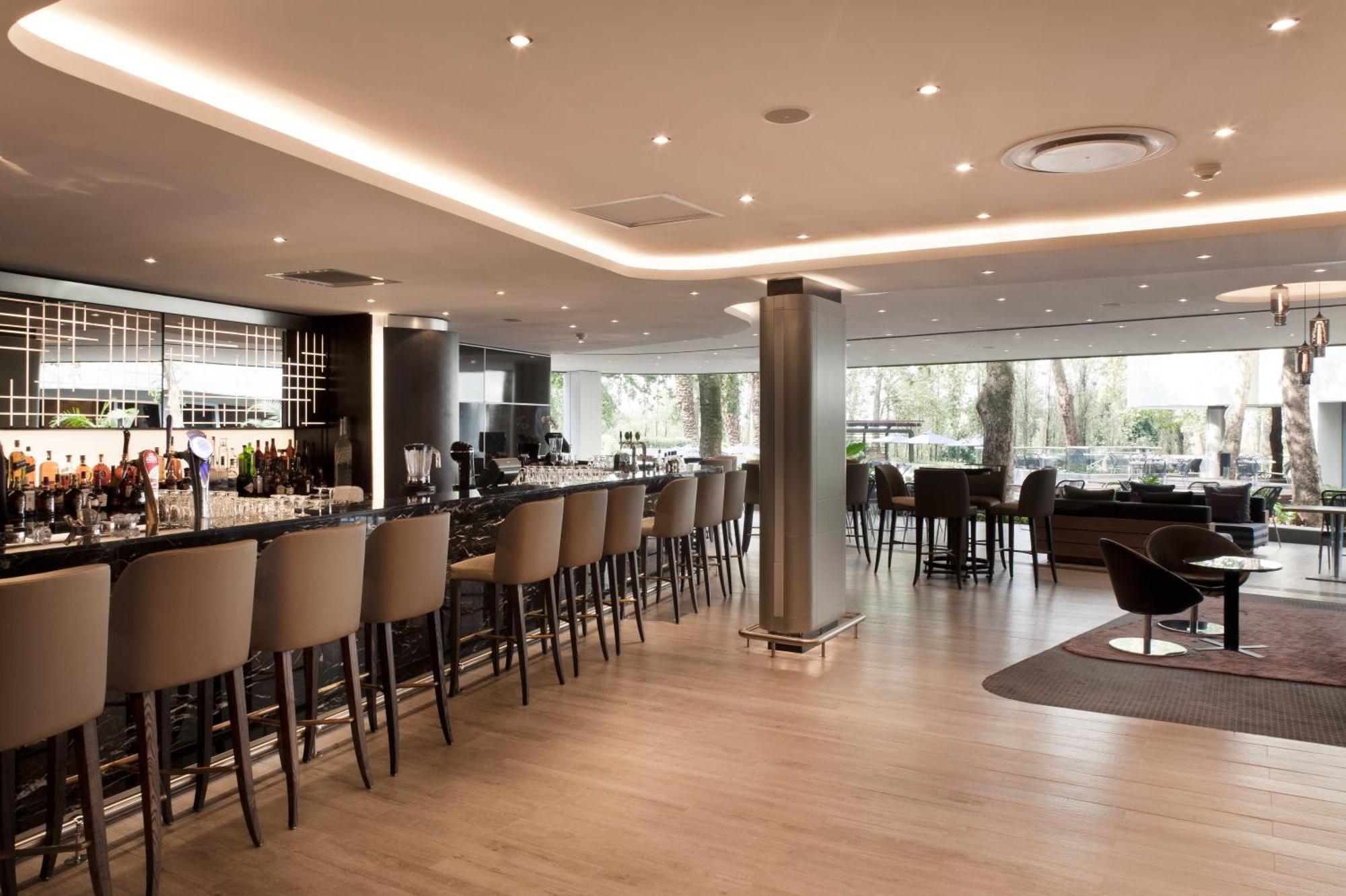 The Maslow Hotel, Sandton Eksteriør bilde