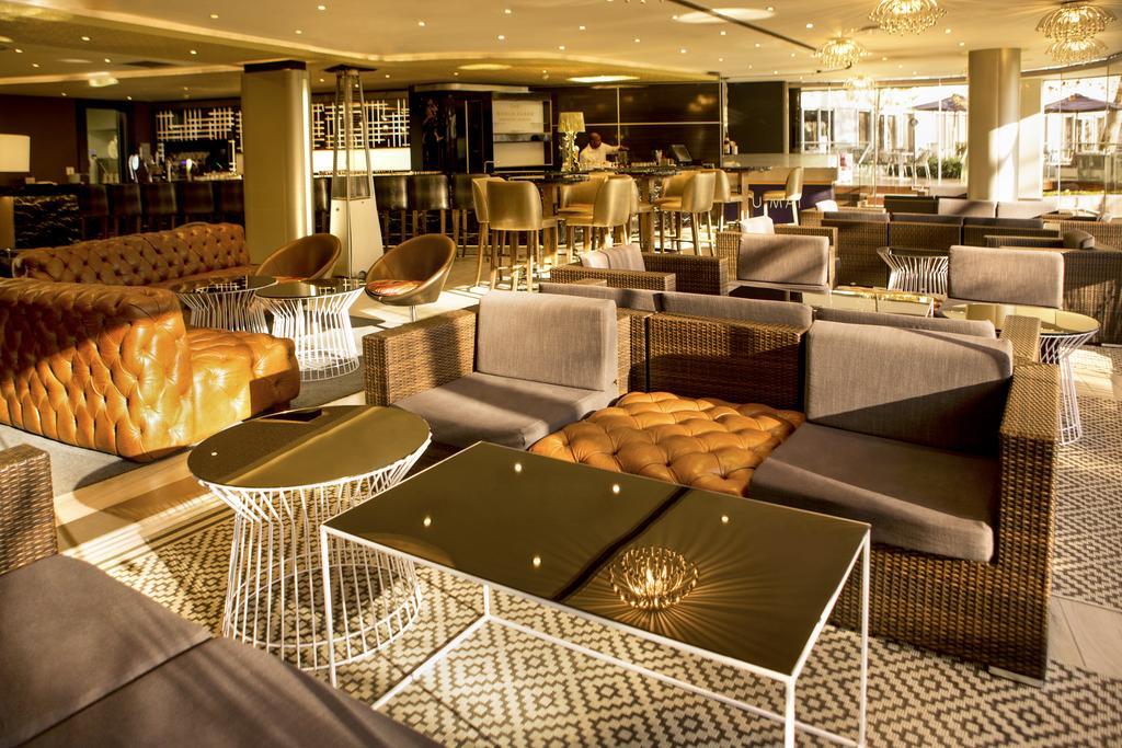 The Maslow Hotel, Sandton Eksteriør bilde